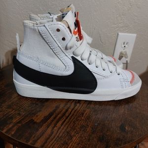 Nike blazer mid 77 jumbo